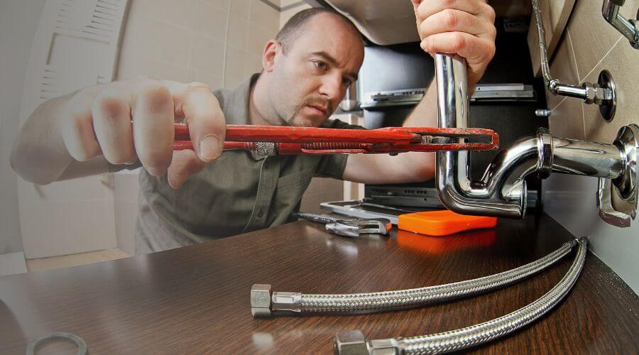Professional water heater repair in Sacul, TX